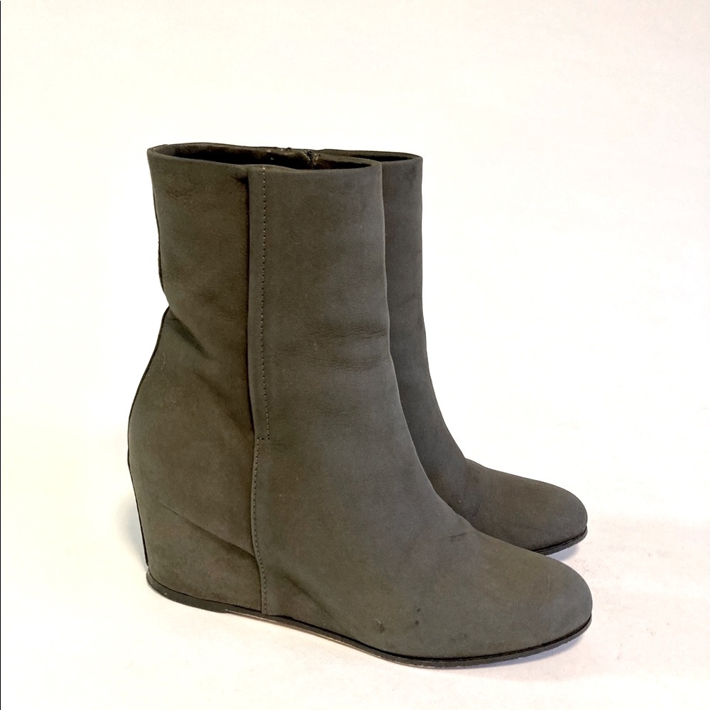 Vince Olive Green Leather Wedge Booties size EUR 37, US 6.5